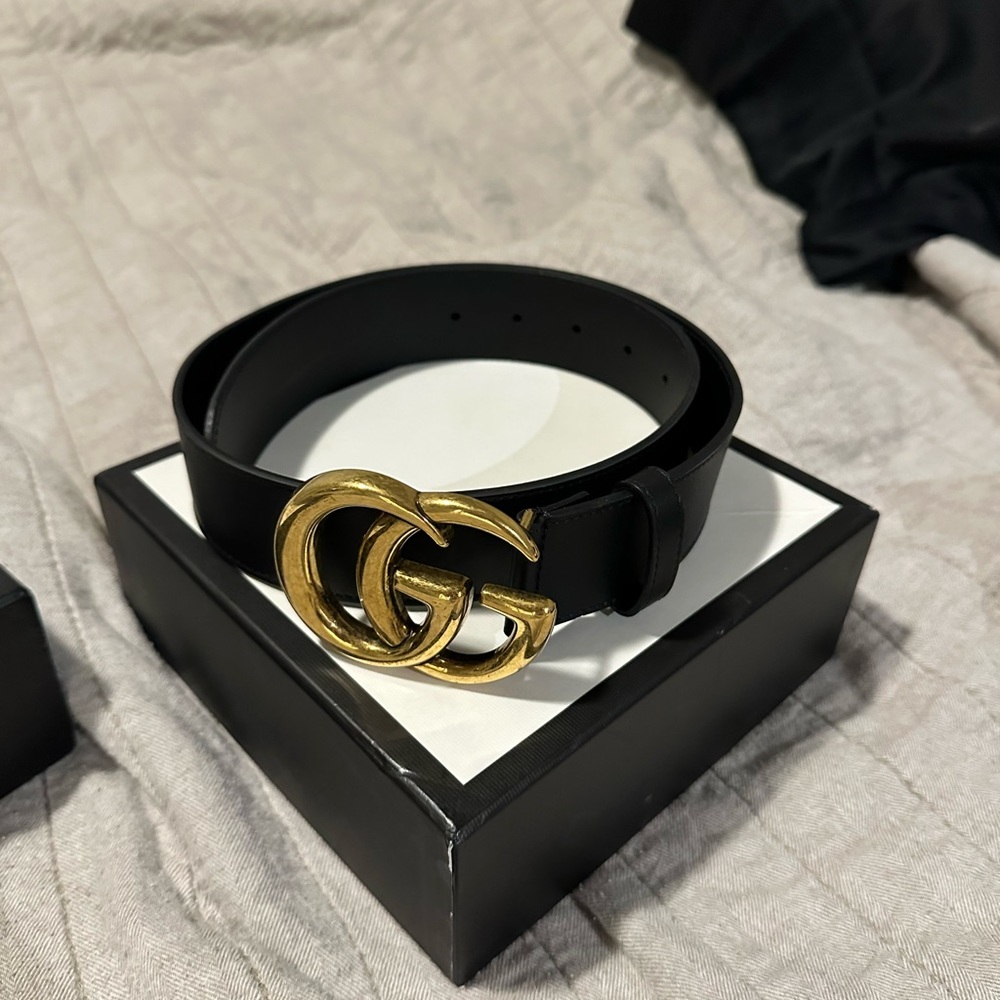 Gucci Belt - worn about 5 times just doesn’t fit well